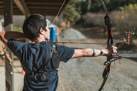 How to Hold a Bow and Arrow (The Complete Guide)