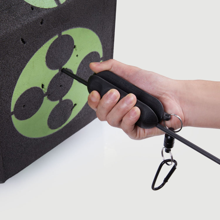 Spear Arrow Puller with Magnetic Buckle