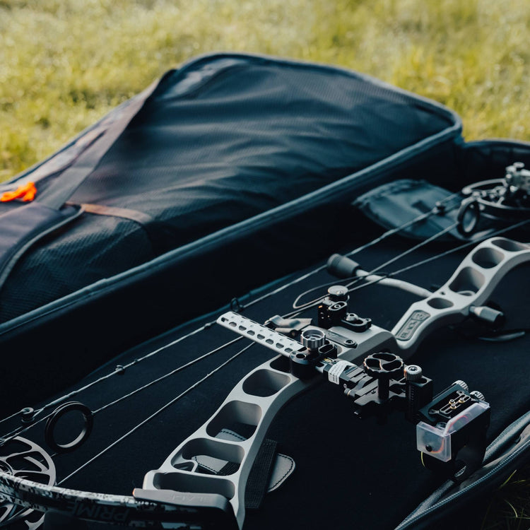 Monstro Bow Case (44in)